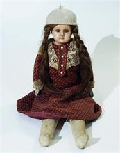 Puppe um 1900.