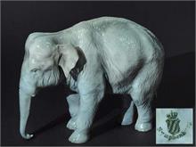 Tierfigur "Großer Elefant". 