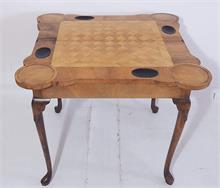 Konsol-/Spieltisch mit Schachbrett-Muster. England 19. Jahrhundert