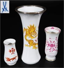 Drei verschiedene Vasen. MEISSEN "indisch Dekor".