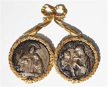 Zwei Medaillen gerahmt im Stil von XIV.