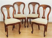 Vier viktorianische Stühle, England, 19. Jahrhundert.