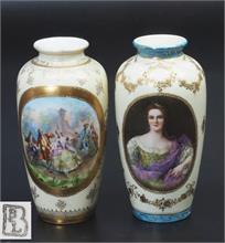 Zwei Vasen, Ende 19. Jahrhundert.