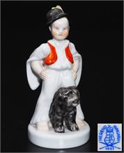 Figurengruppe "Kleiner Junge mit Hund". HEREND, 20. Jahrhundert.