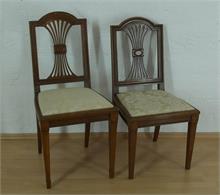 Paar Stühle. 