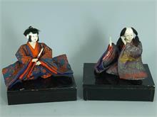 Zwei japanische Hina Ningyo Puppen.  Japan  um 1910. 