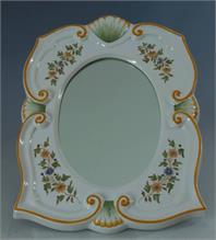 Wandspiegel. Porzellan.  Design Italien