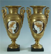 Exellentes Amphoren-Vasen-Paar. 