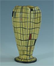 Glasur-Keramik-Vase. Bay Eduard. 