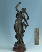 Frauenfigur. Nach Moreau, Aug.  1834 Dijon - 1917 Malesherbes.    