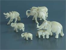 Kleine Elefantenfamilie.