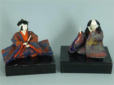 Zwei japanische Hina Ningyo Puppen.  Japan  um 1910. 