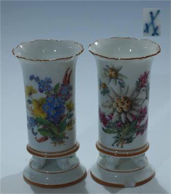 Biedermeier-Vasen Paar. MEISSEN. 